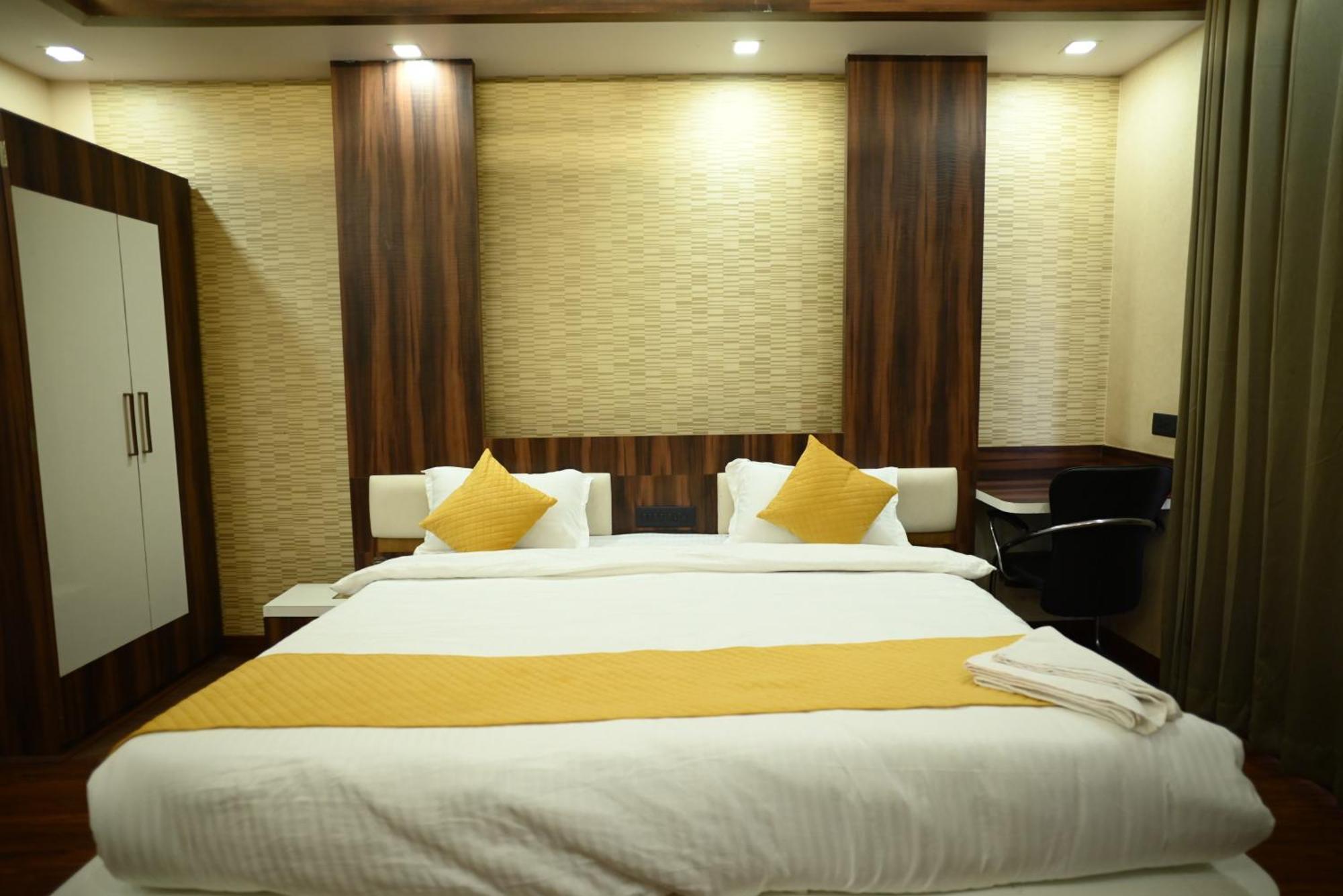 Kings Inn Hotel 란치 외부 사진