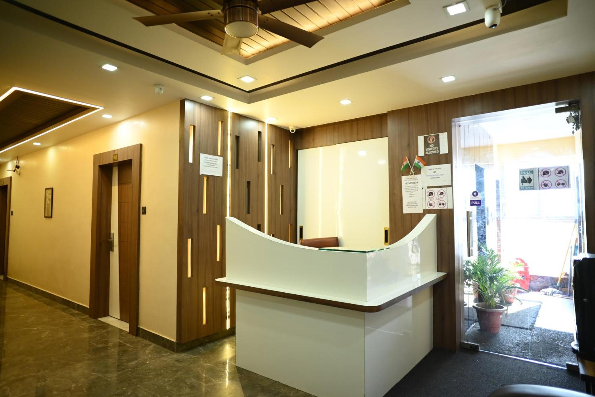 Kings Inn Hotel 란치 외부 사진